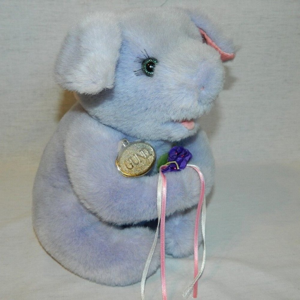 Vintage 1990 GUND Purple Pig KISSKISS with Flowers w Gold Tag 9" plush Kiss kiss